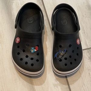 Boys crocs in black size 12-13